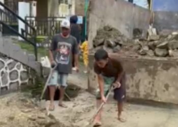 Kontraktor Bersihkan Material Galian Proyek Draenase di Jalan Jawa