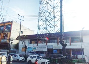 Kontruksi Media Reklame Berdiri Tanpa Izin, Sat Pol PP Malah Masih Akan Rapat