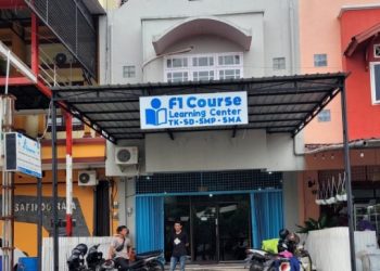Datang ke Rumah, F1 Course Learning Center Luncurkan Program Private 1 Guru 1 Siswa di Medan