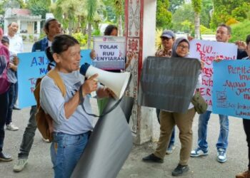 Bungkam Kebebasan Pers, AJI di Siantar Tolak RUU Penyiaran Lewat Aksi Unjukrasa